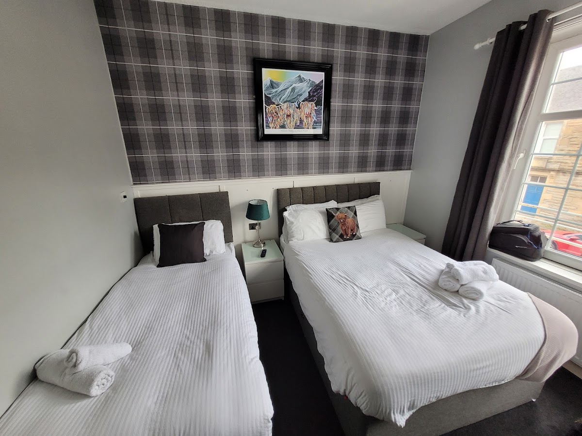 Harbourside Hotel & Studios